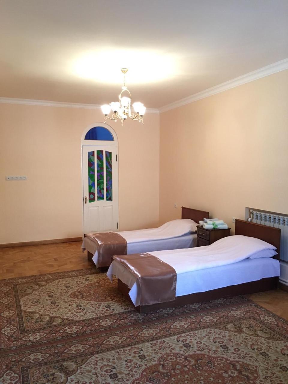 Dilbo House Hotel Dilisan Kültér fotó